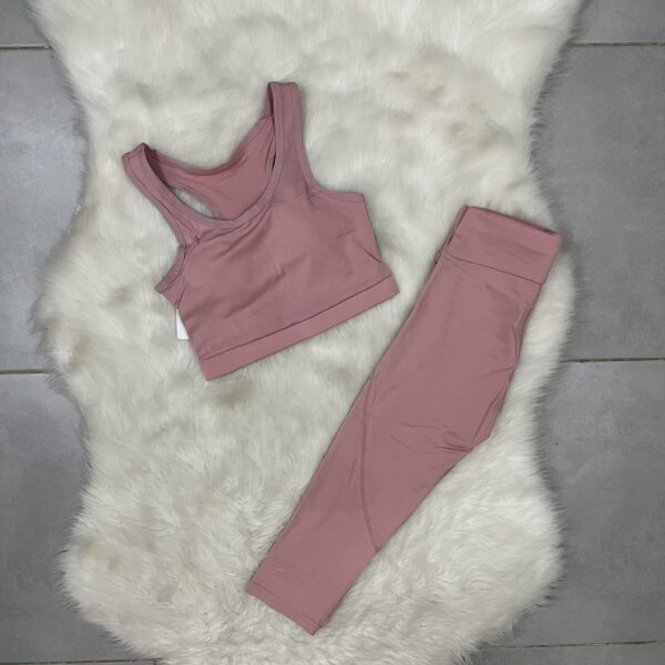 Tenue de Sport 2