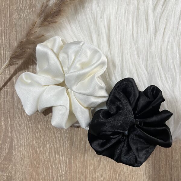 Lot de 2 chouchous Blanc et Noir