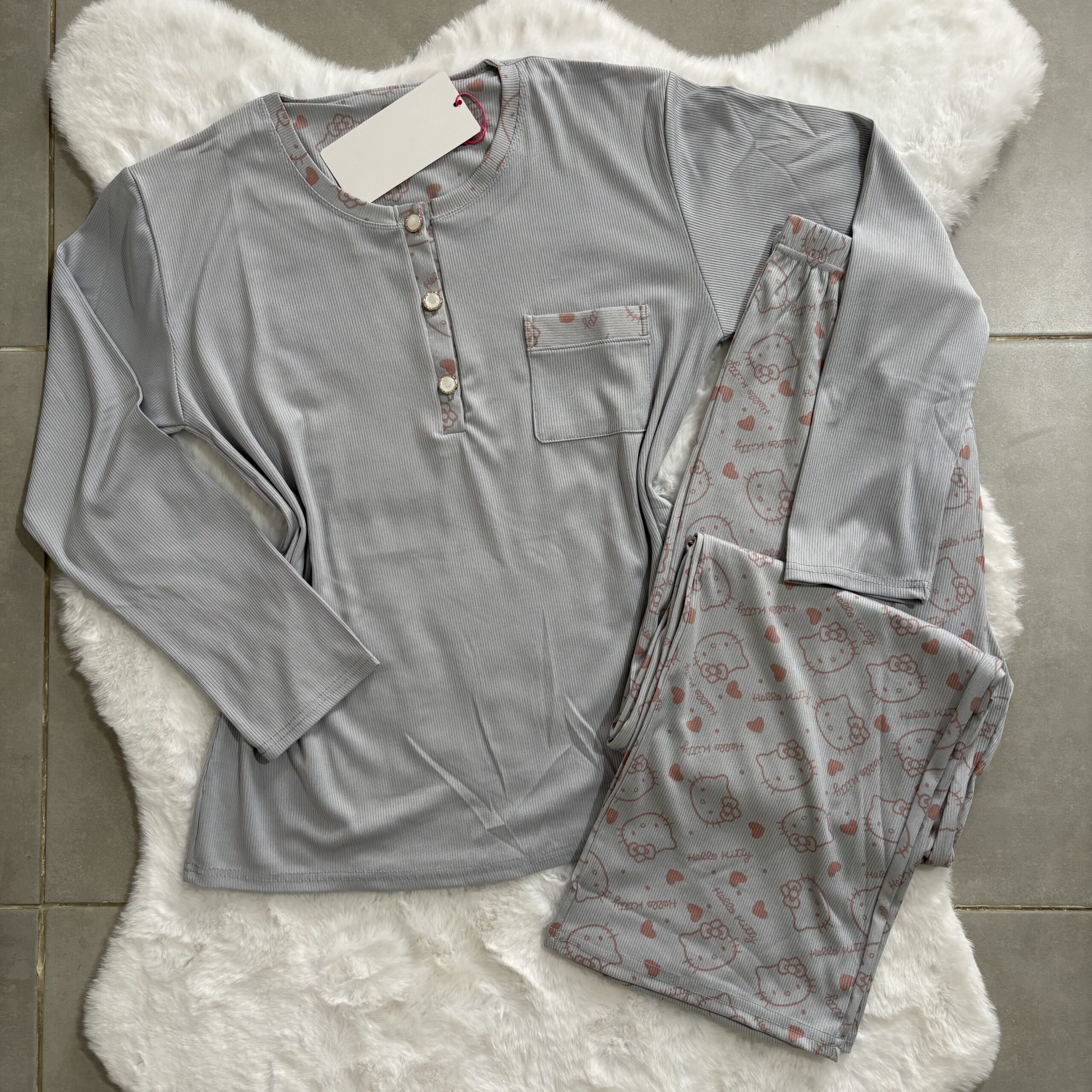 Pyjama Ropadz 1